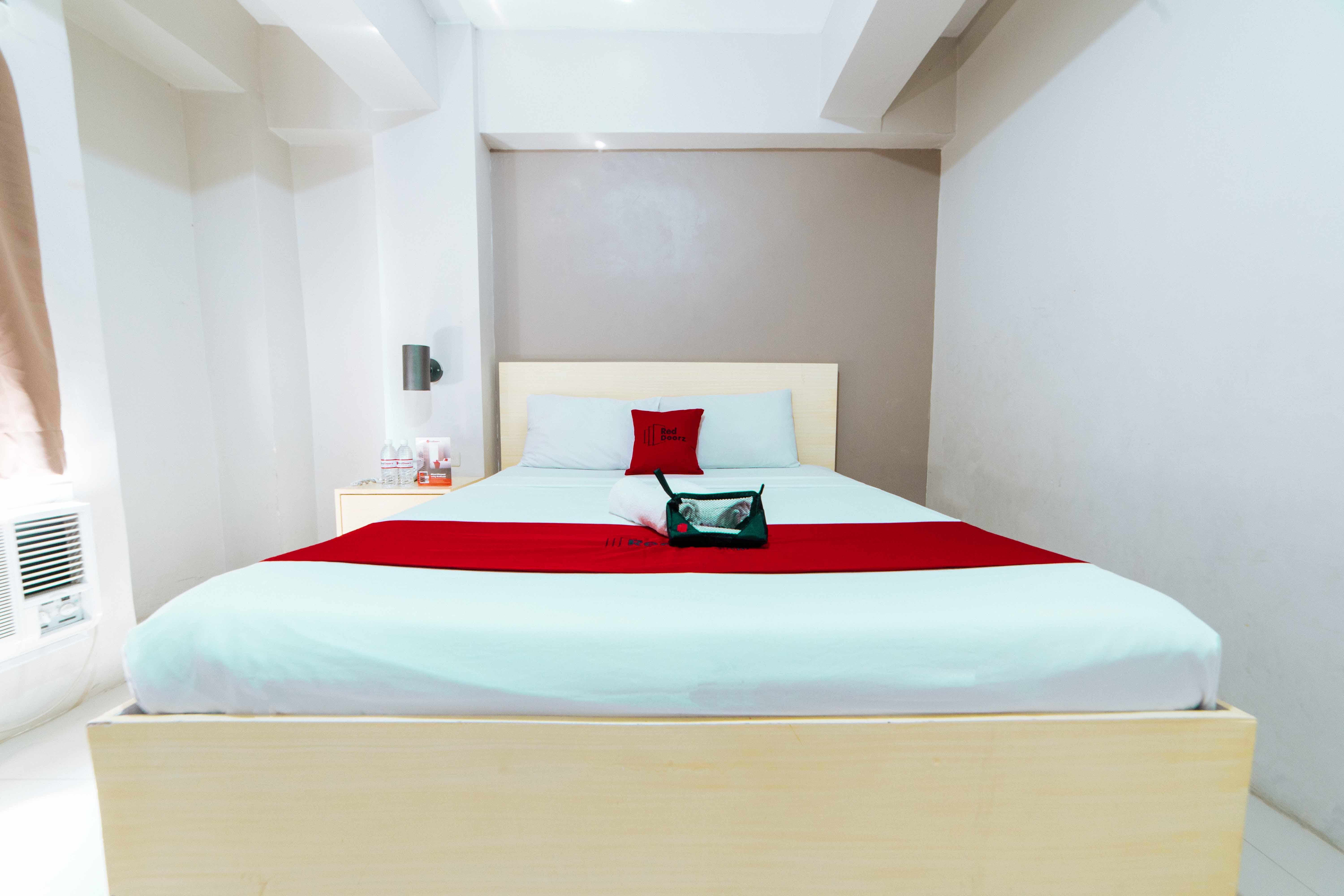 Hotel Reddoorz At Samat Mandaluyong Zewnętrze zdjęcie