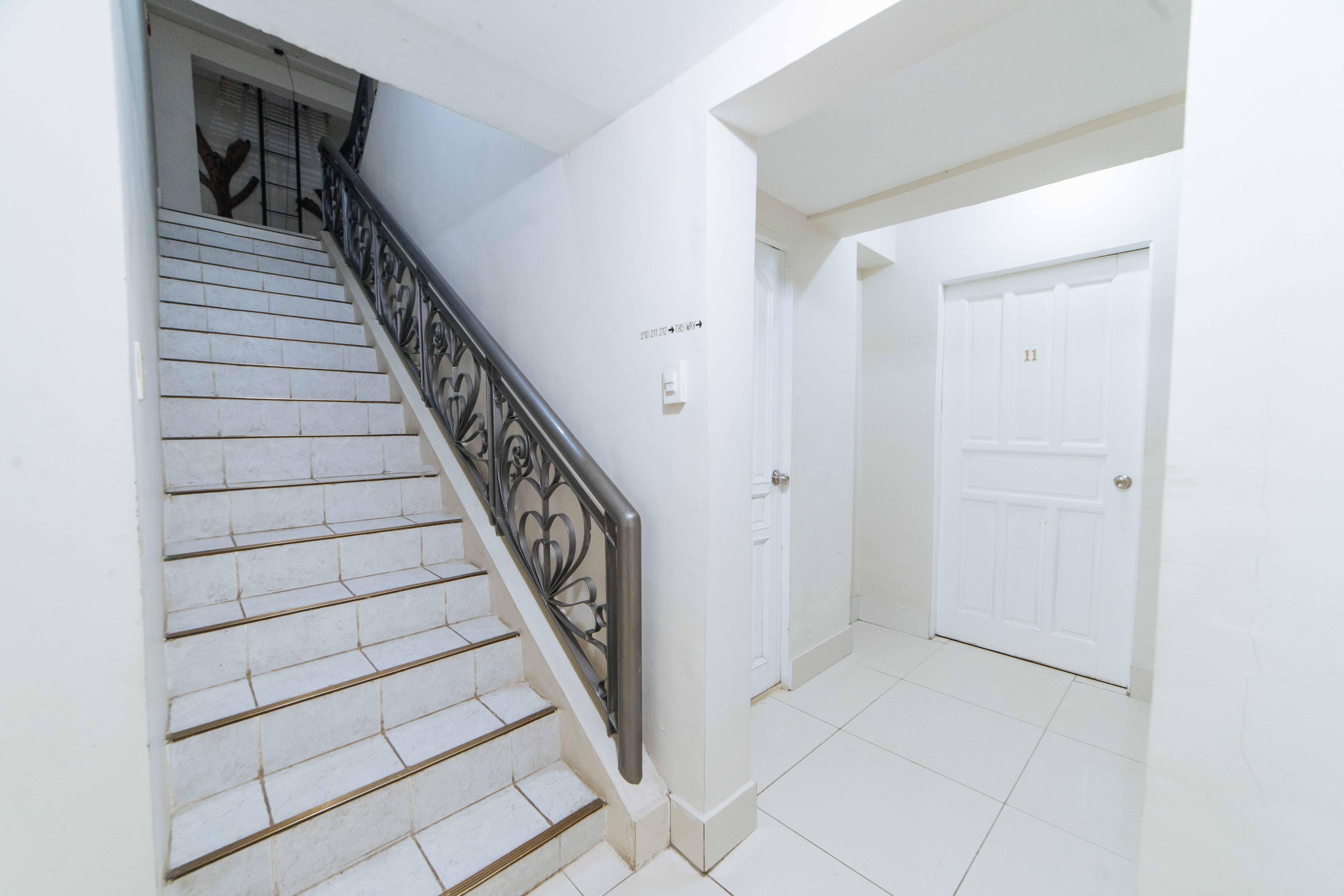 Hotel Reddoorz At Samat Mandaluyong Zewnętrze zdjęcie