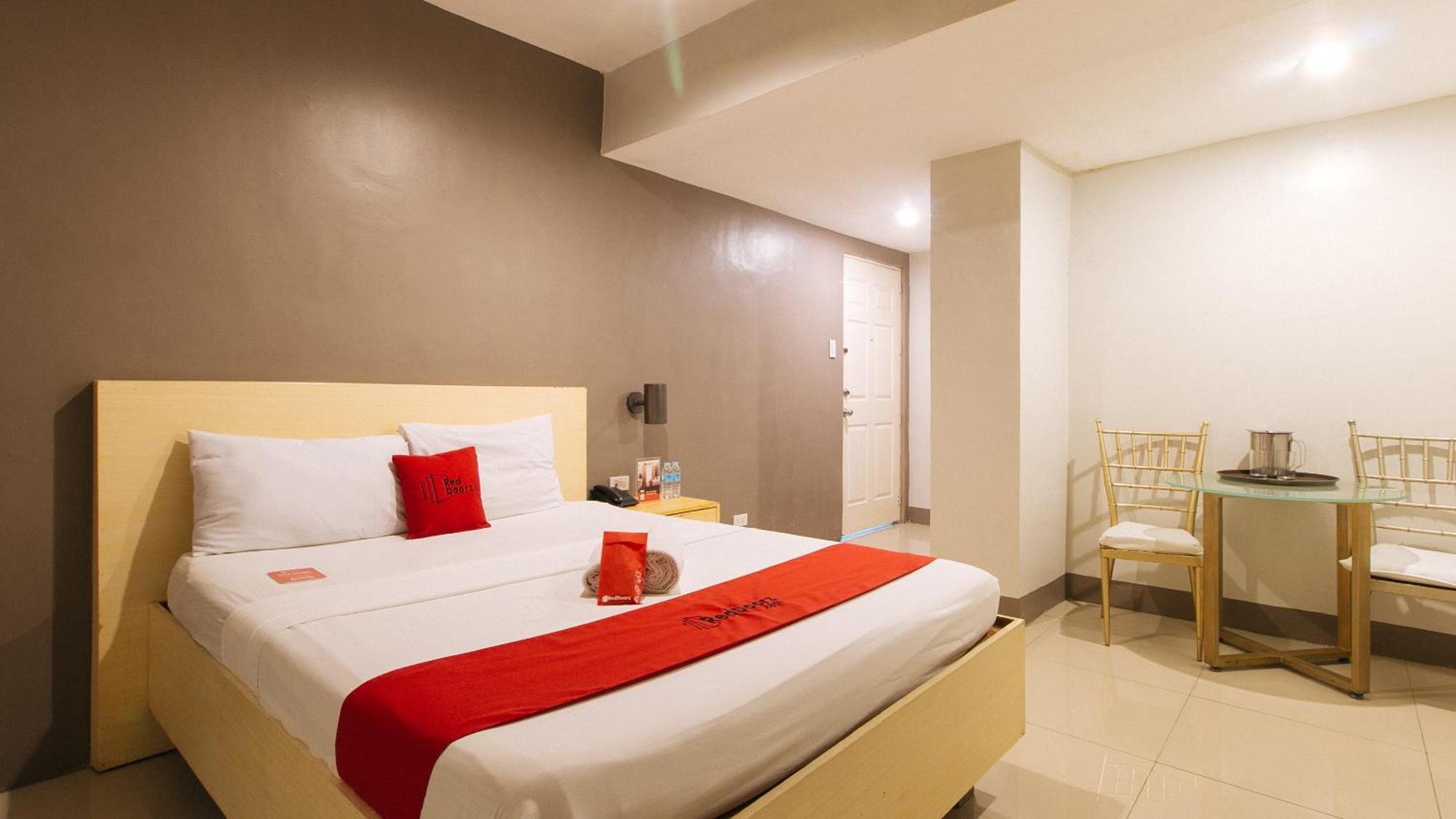 Hotel Reddoorz At Samat Mandaluyong Zewnętrze zdjęcie